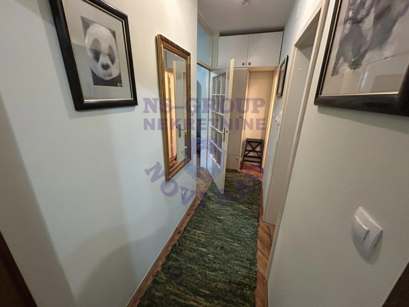 stan na prodaju Novi Sad 70m2 571901