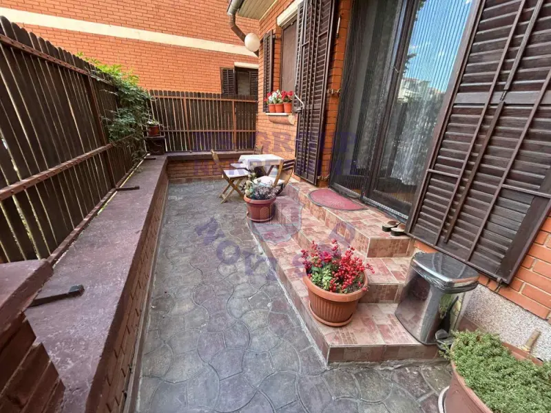 stan na prodaju Novi Sad 70m2 571901
