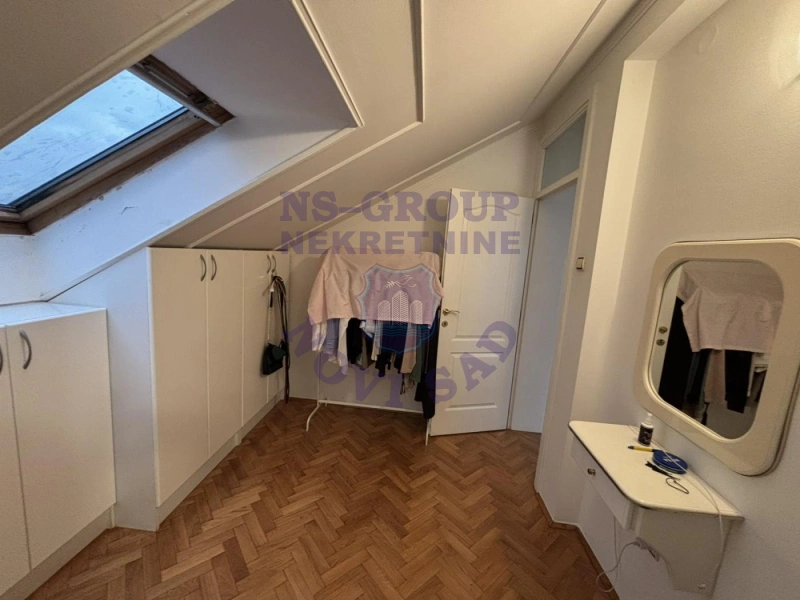 stan na prodaju Novi Sad 80m2 571982