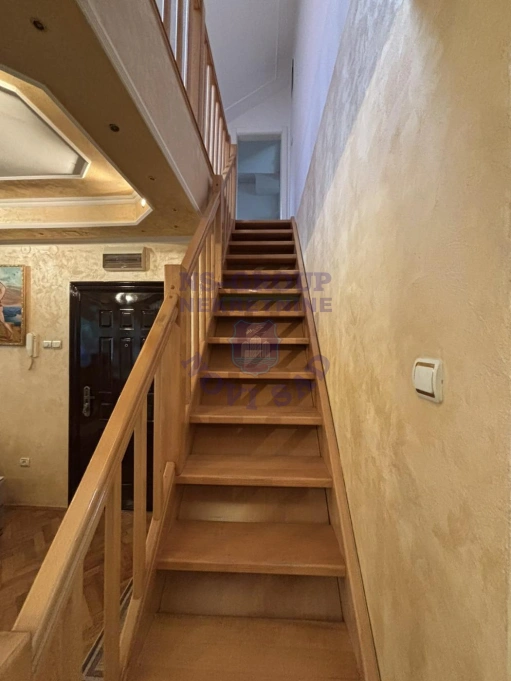 stan na prodaju Novi Sad 80m2 571982