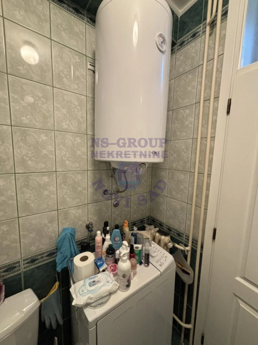 stan na prodaju Novi Sad 80m2 571982