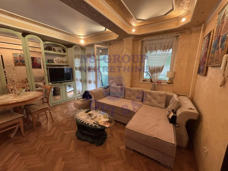 stan na prodaju Novi Sad, 80m2 571982