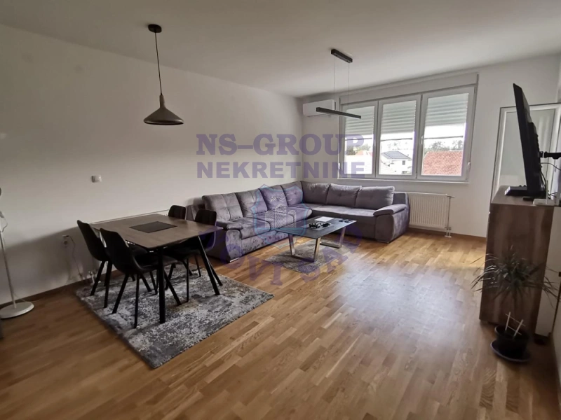 stan na prodaju Novi Sad, 62m2 572042