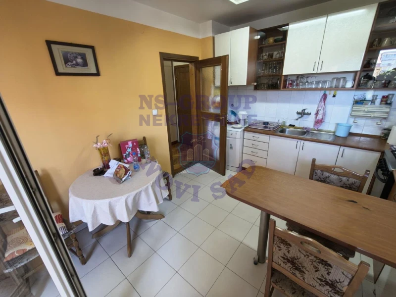 stan na prodaju Novi Sad 99m2 571931
