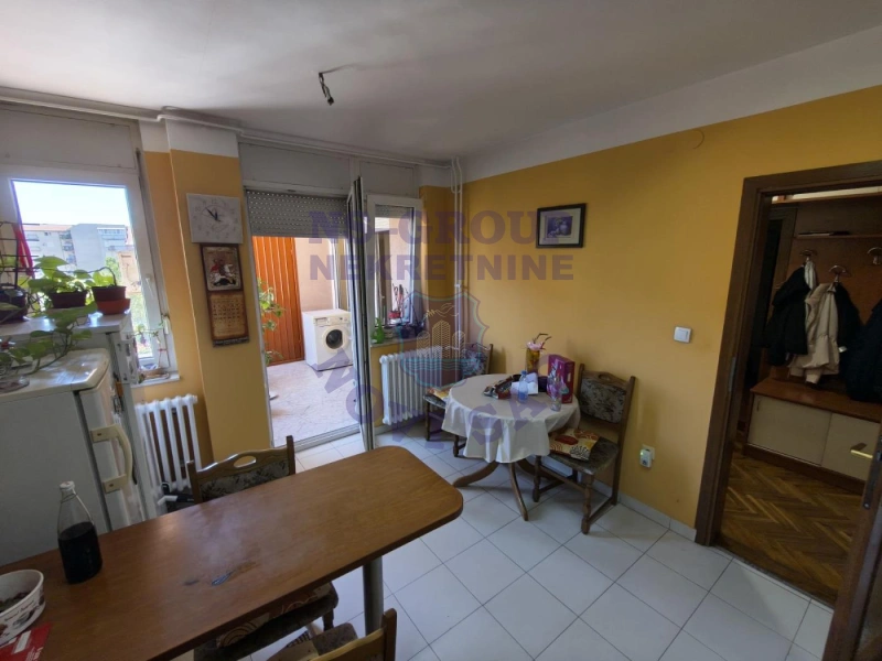 stan na prodaju Novi Sad 99m2 571931