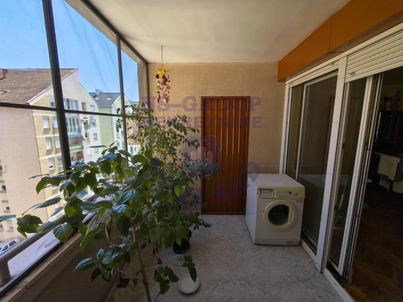 stan na prodaju Novi Sad 99m2 571931