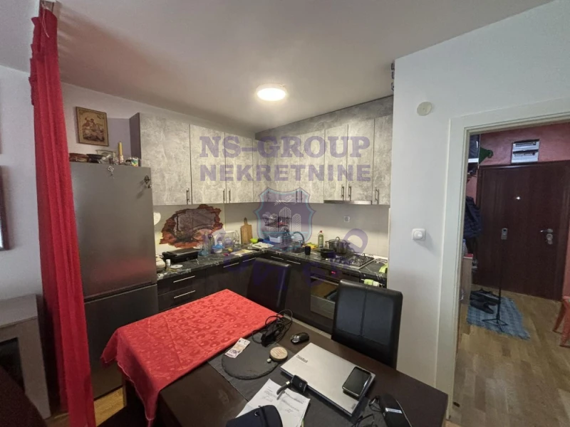 stan na prodaju Novi Sad, 58m2 523096