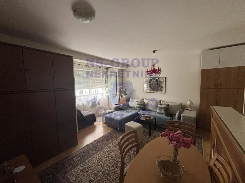 stan na prodaju Novi Sad, 32m2 469536