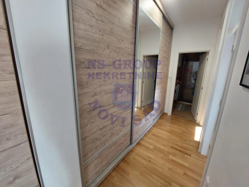 stan na prodaju Novi Sad 45m2 572132