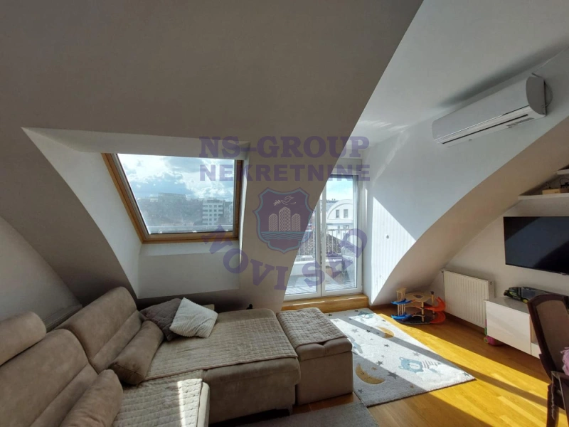 stan na prodaju Novi Sad, 45m2 572132