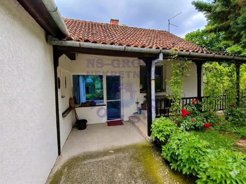 kuca na prodaju Ledinci 101m2 572032