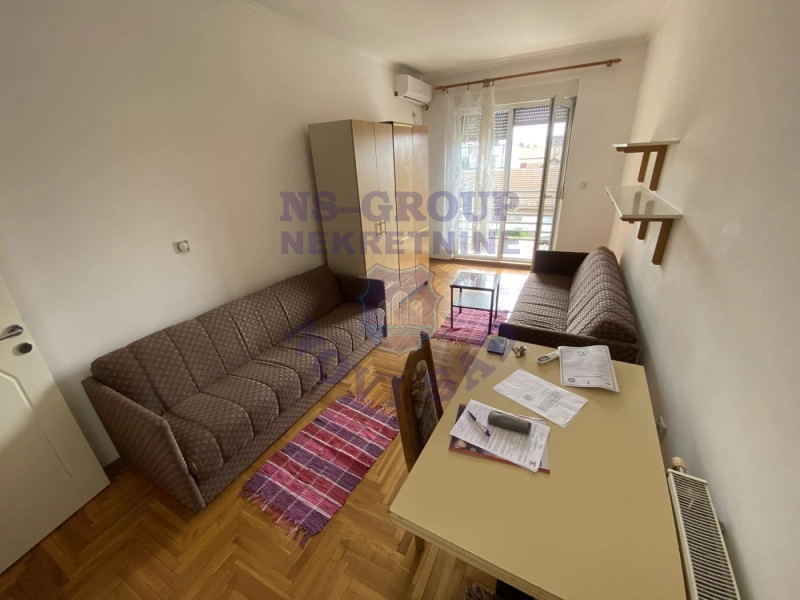 stan na prodaju Novi Sad, 33m2 572147