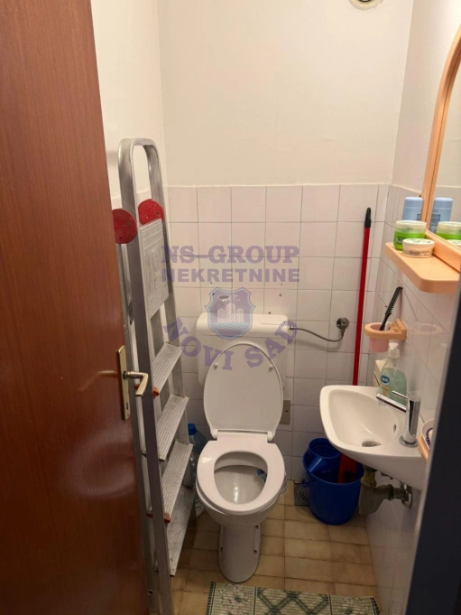 stan za izdavanje Novi Sad 90m2 16583