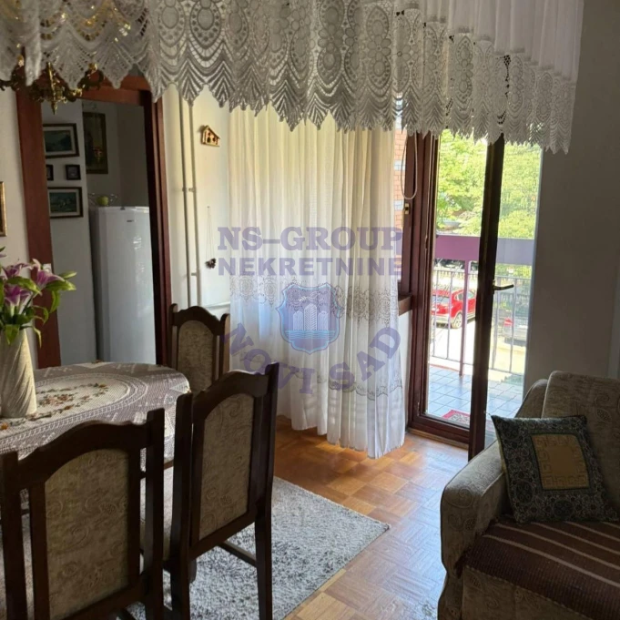 stan za izdavanje Novi Sad 90m2 16583