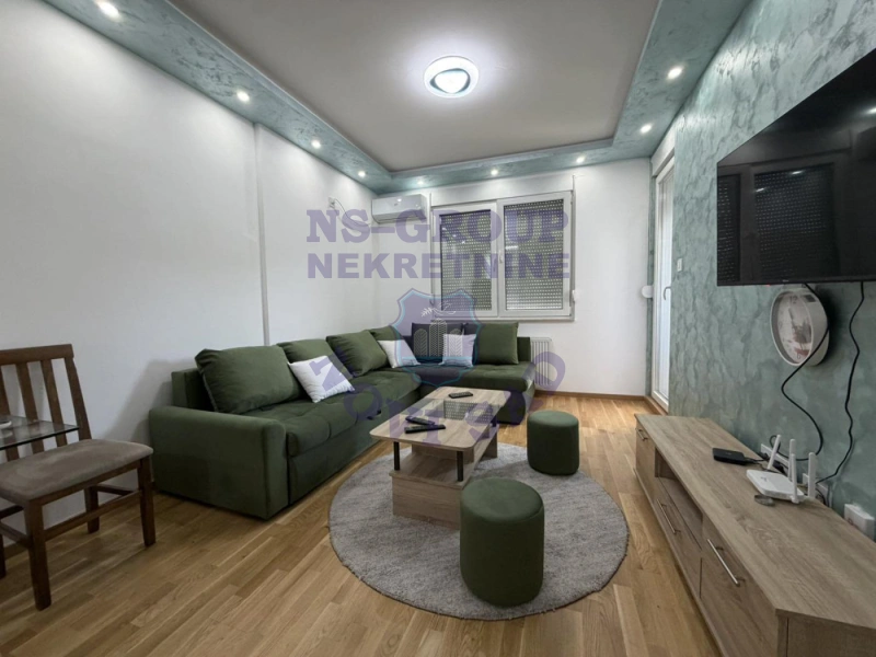 stan na prodaju Novi Sad, 43m2 572186