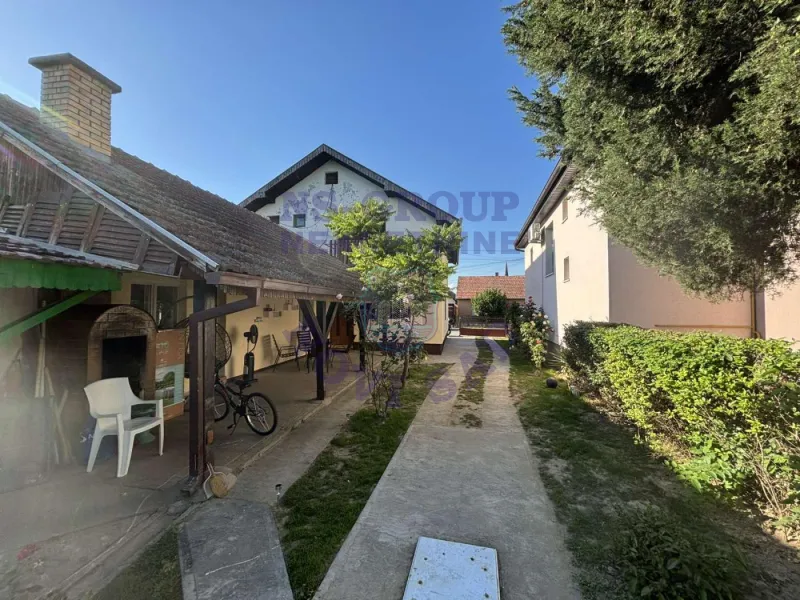 kuca na prodaju Futog 200m2 568344