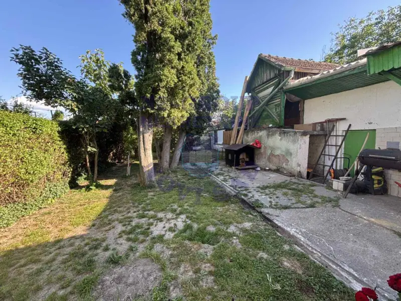 kuca na prodaju Futog 200m2 568344