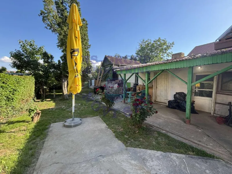 kuca na prodaju Futog 200m2 568344