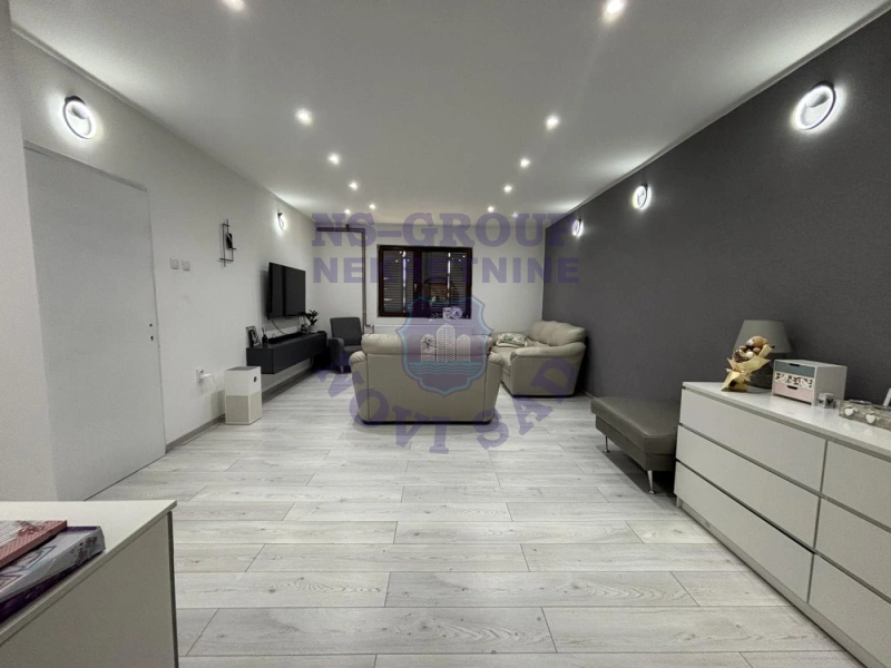 kuca na prodaju Futog 200m2 568344