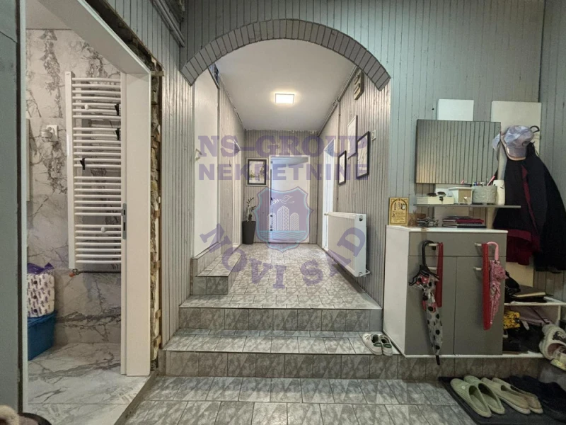 kuca na prodaju Futog 200m2 568344