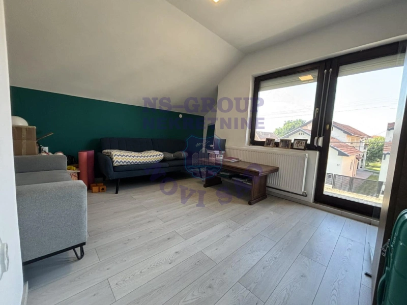 kuca na prodaju Futog 200m2 568344