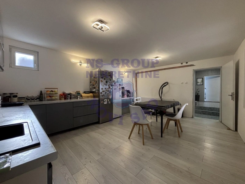 kuca na prodaju Futog 200m2 568344