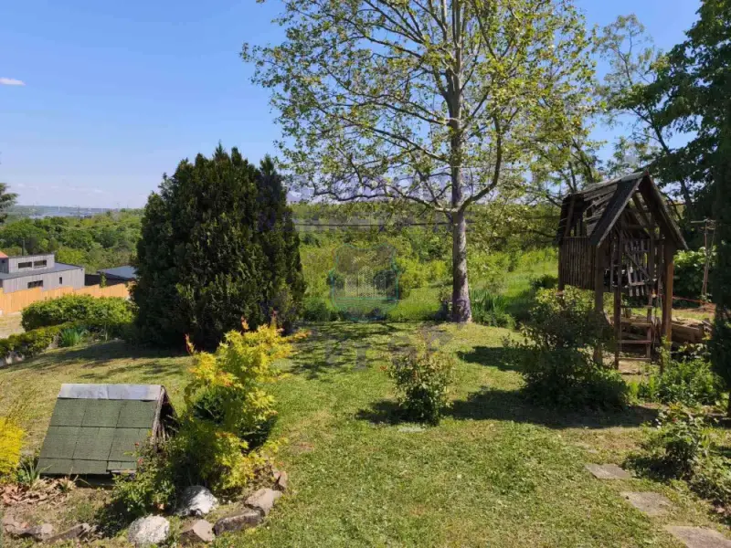 kuca na prodaju Ledinci 101m2 572032