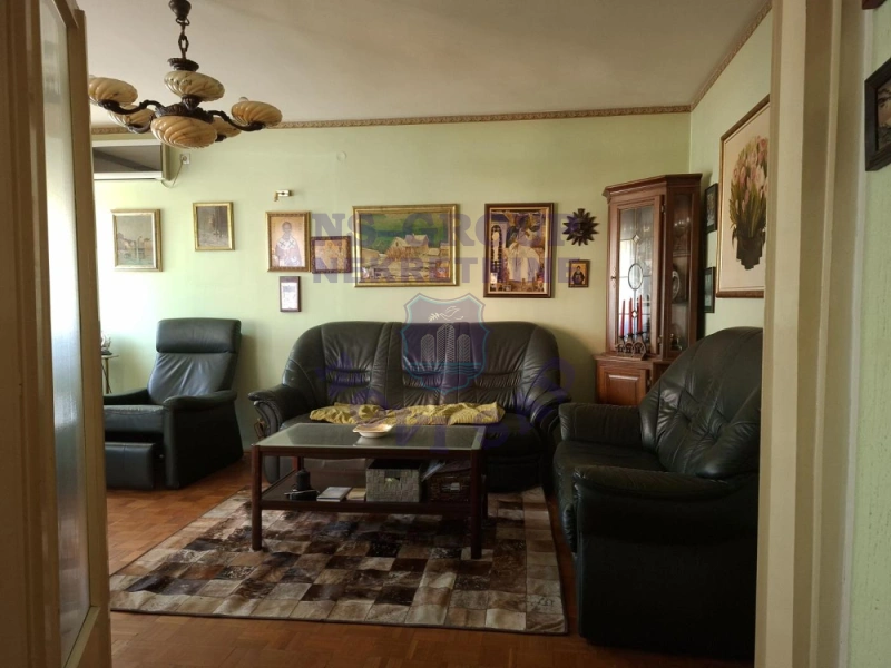stan na prodaju Novi Sad, 106m2 572192