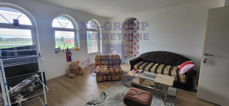 kuca na prodaju Rumenka 211m2 572158