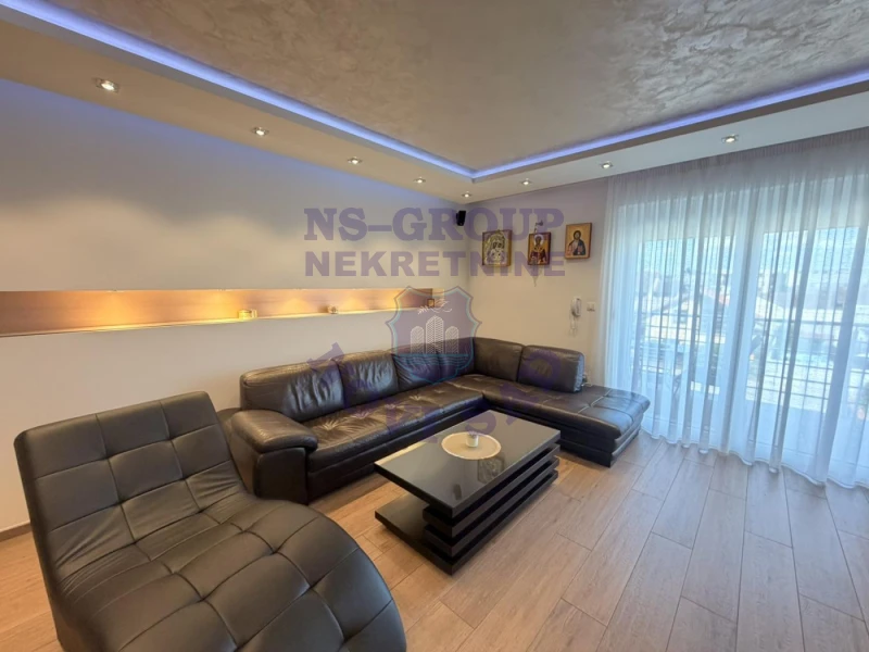 kuca na prodaju Novi Sad 402m2 572270