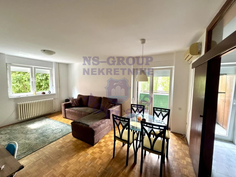 stan na prodaju Novi Sad, 58m2 569242