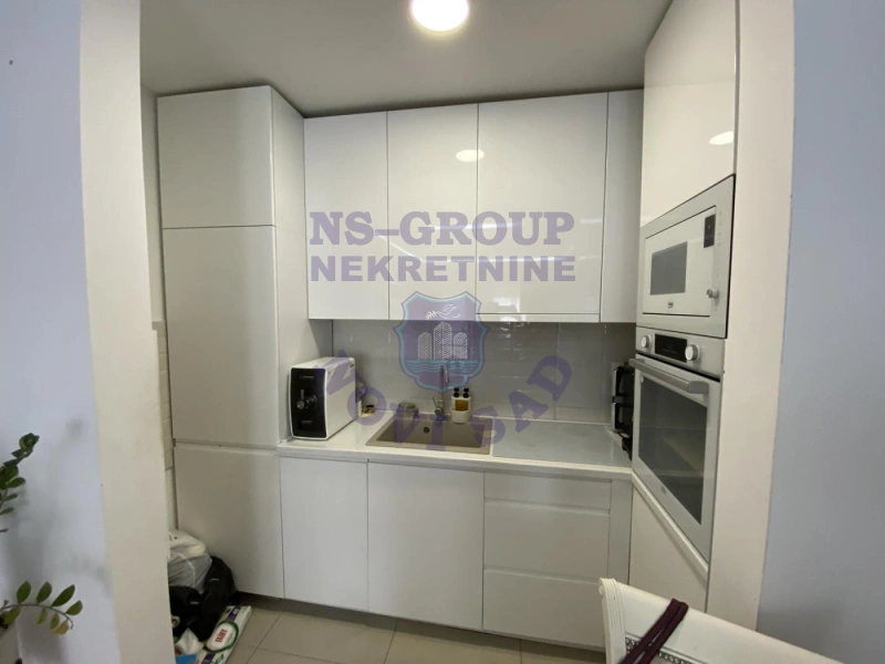 stan na prodaju Novi Sad 57m2 572307