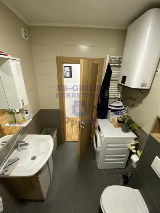 stan na prodaju Novi Sad 57m2 572307