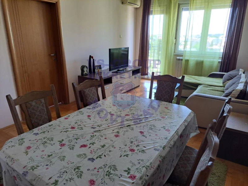stan na prodaju Novi Sad 44m2 572054