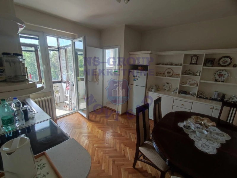 stan na prodaju Novi Sad 64m2 572308