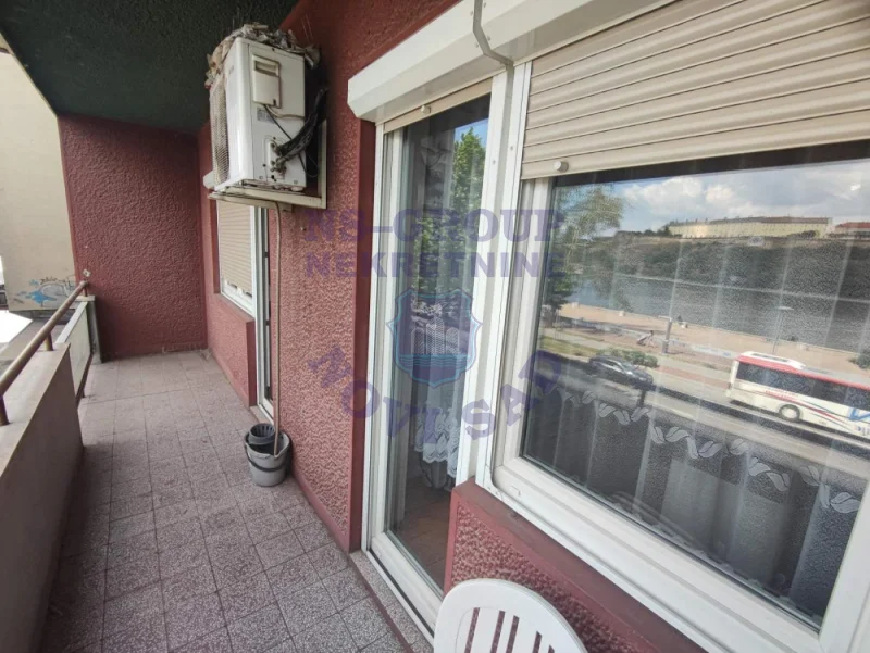 stan na prodaju Novi Sad 64m2 572308