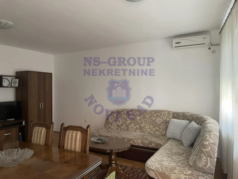 stan na prodaju Novi Sad 52m2 572312