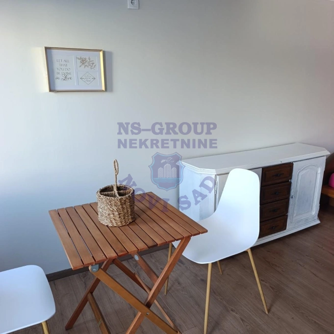 stan za izdavanje Novi Sad 70m2 16607