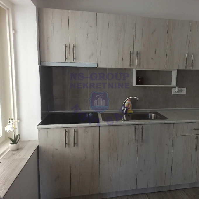 stan za izdavanje Novi Sad 70m2 16607