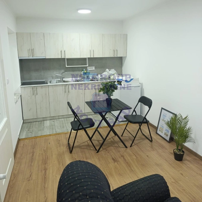 stan za izdavanje Novi Sad, 70m2 16607