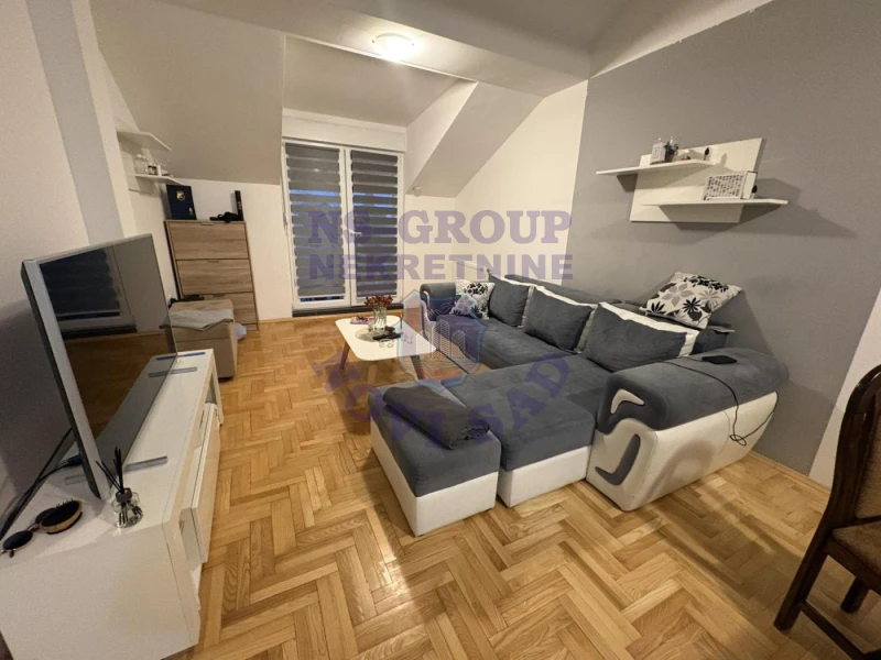 stan na prodaju Novi Sad, 44m2 572347