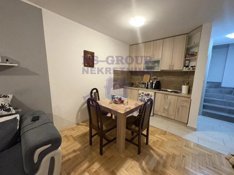stan na prodaju Novi Sad 44m2 572347