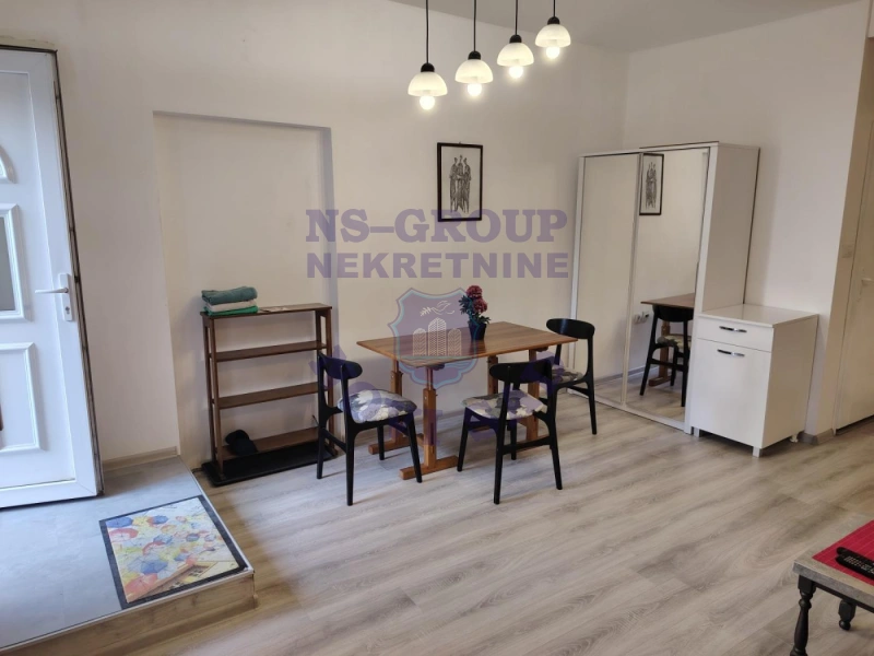 stan za izdavanje Novi Sad 40m2 16621