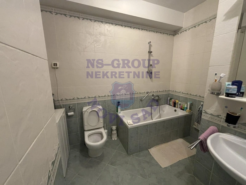 stan na prodaju Novi Sad 77m2 572353
