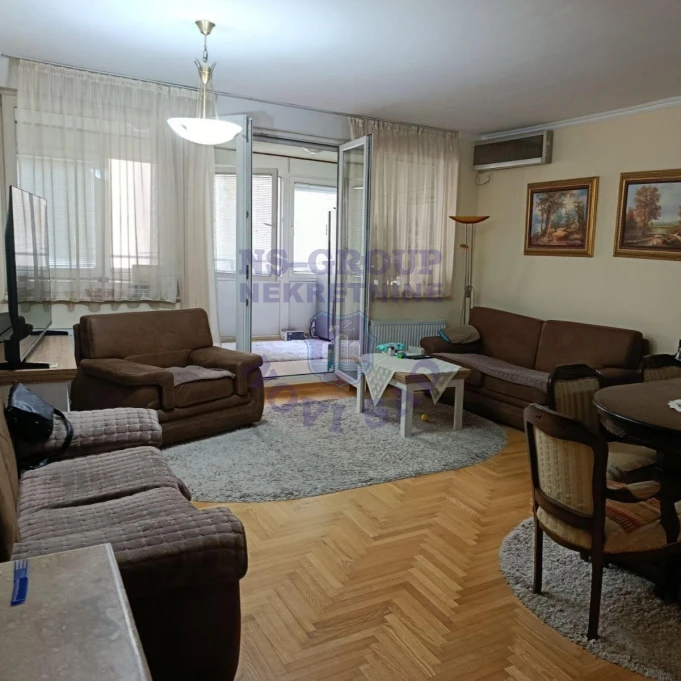 stan za izdavanje Novi Sad, 73m2 16622