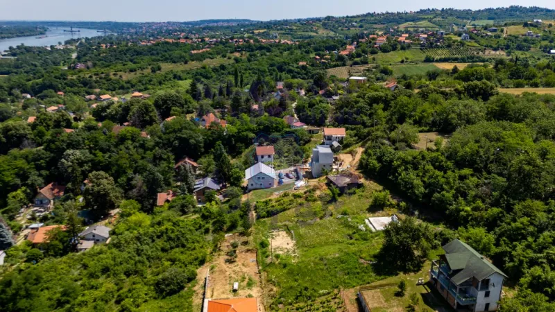 plac na prodaju Ledinci 858m2 552325