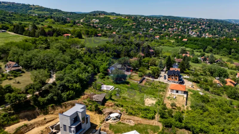 plac na prodaju Ledinci 858m2 552325