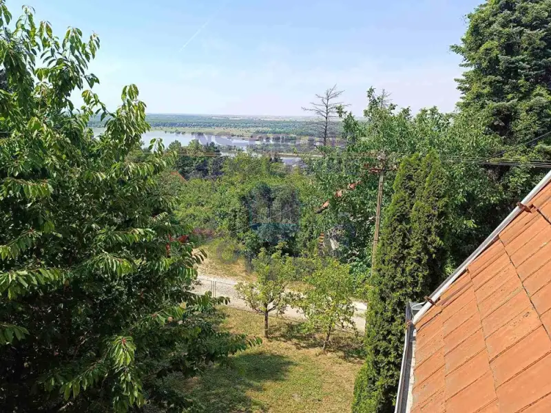 kuca na prodaju Krčedin 90m2 572376