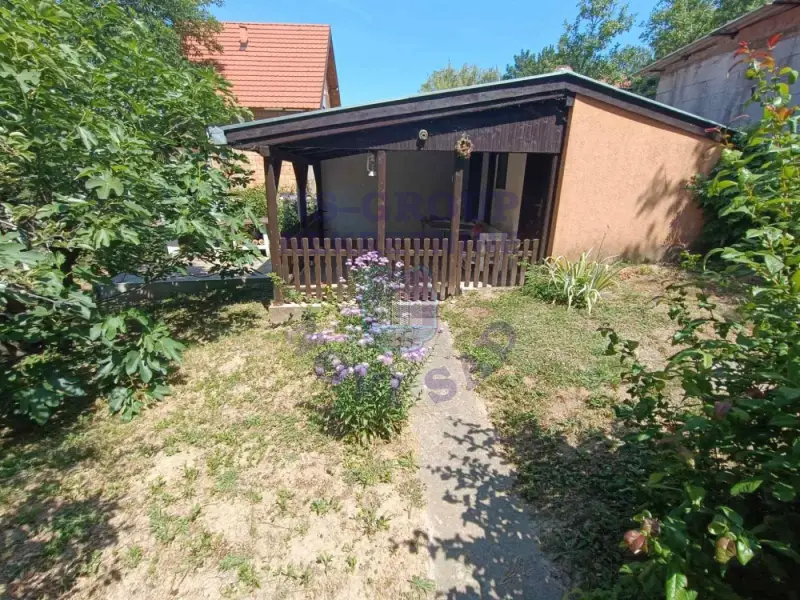 kuca na prodaju Krčedin 90m2 572376