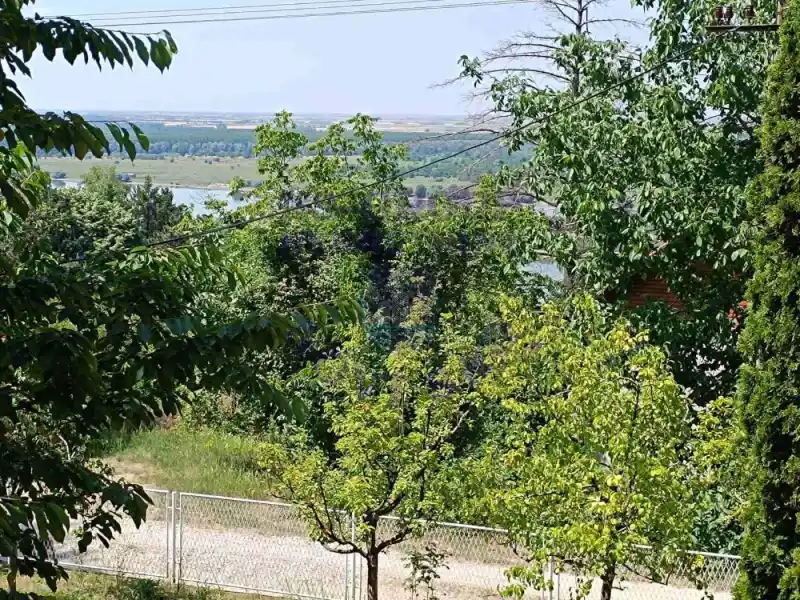 kuca na prodaju Krčedin 90m2 572376